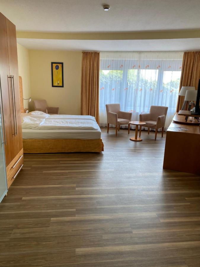Nordseehotel Benser Hof Am Hafen Bensersiel Εξωτερικό φωτογραφία