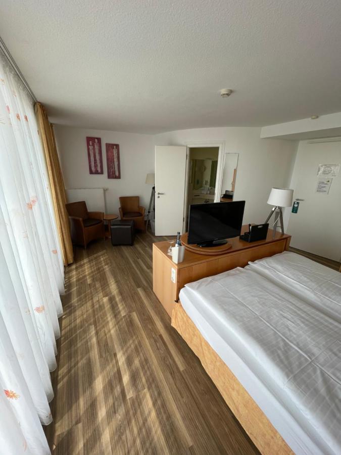 Nordseehotel Benser Hof Am Hafen Bensersiel Εξωτερικό φωτογραφία